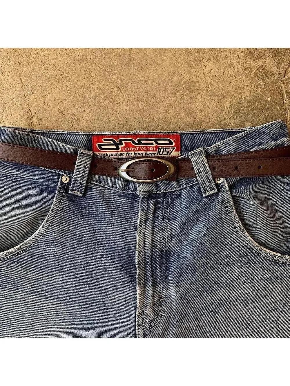 Y2k 2000s Cyber Oval simplistic belt buckle slim brown belt. 40 inches length